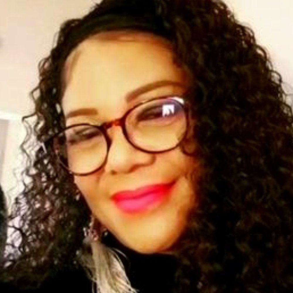 Meet your Posher, Mechelle (Paisley Hearts57)